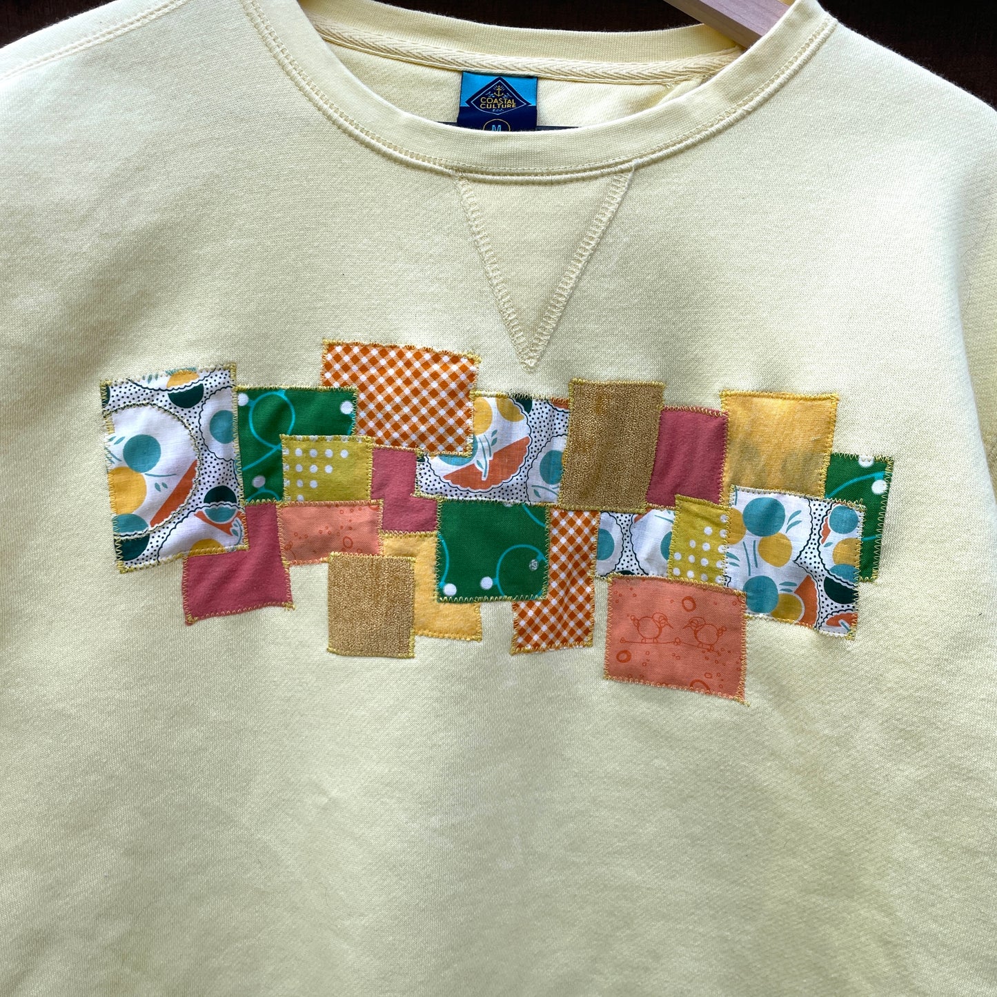 Yellow Sweatshirt with Abstract Appliqué (size M)