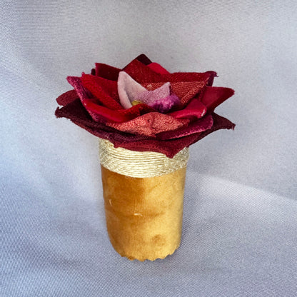 Red Plant - Gold Pot