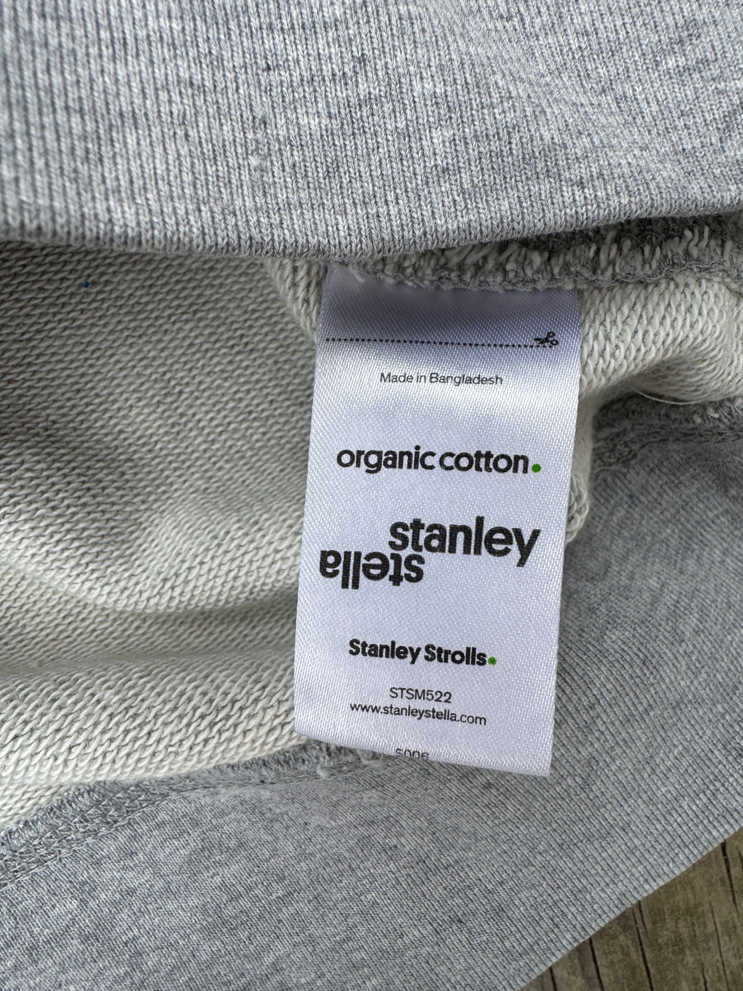 Grey Sweatshirt with "Make Art" print (size l)