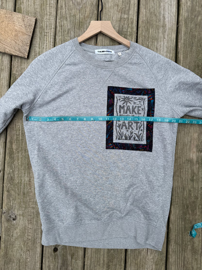 Grey Sweatshirt with "Make Art" print (size l)